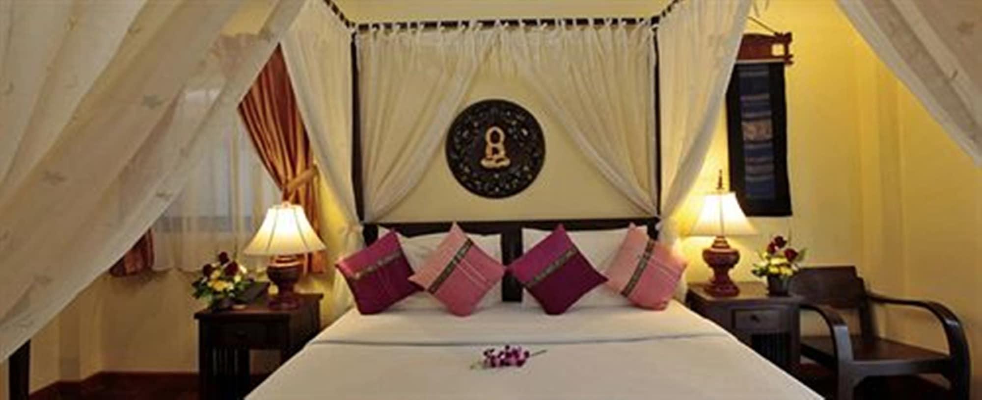 Coral Hotel Bangsaphan Бангсапхан Экстерьер фото
