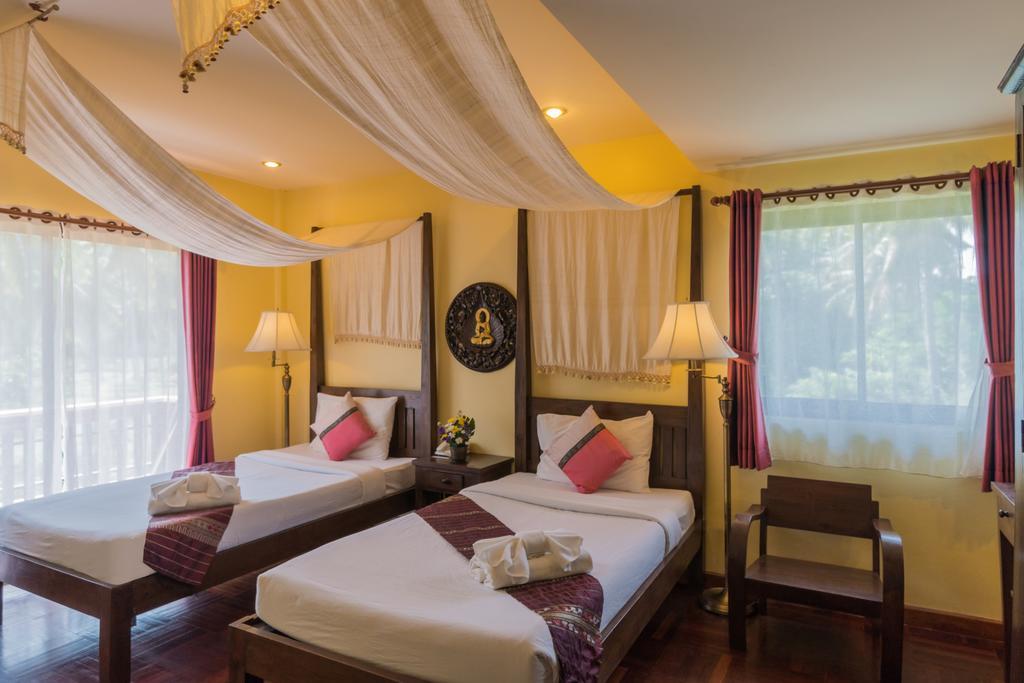 Coral Hotel Bangsaphan Бангсапхан Экстерьер фото