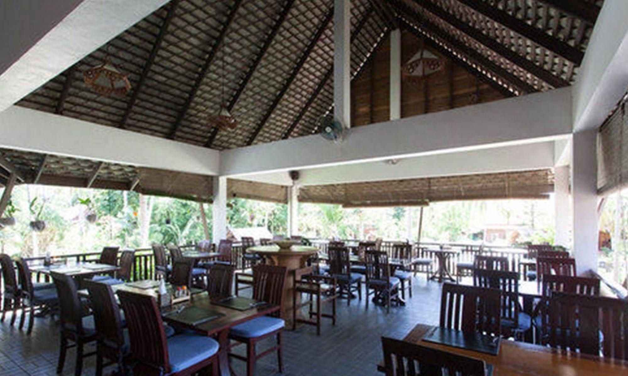 Coral Hotel Bangsaphan Бангсапхан Экстерьер фото